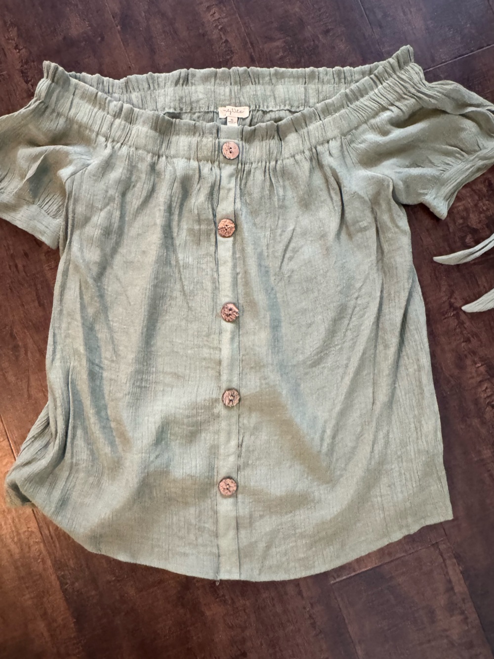 Lily White Sage Green Boho Button Front Top XL Wood Buttons